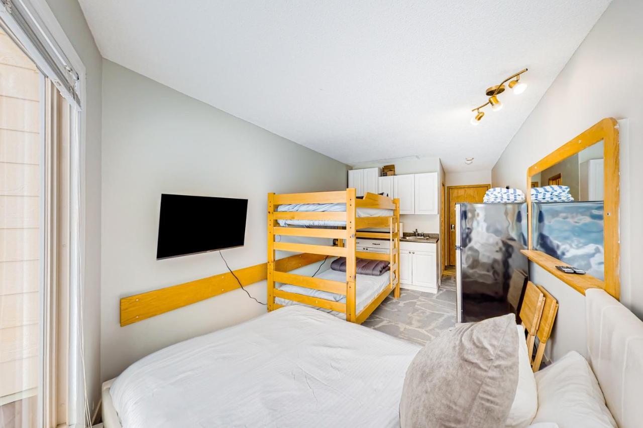 Whitefoot Lodge 314 Big White エクステリア 写真